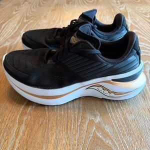 SAUCONY Endorphin Shift 3 Black White Gold Women's Size 10W (Wide)